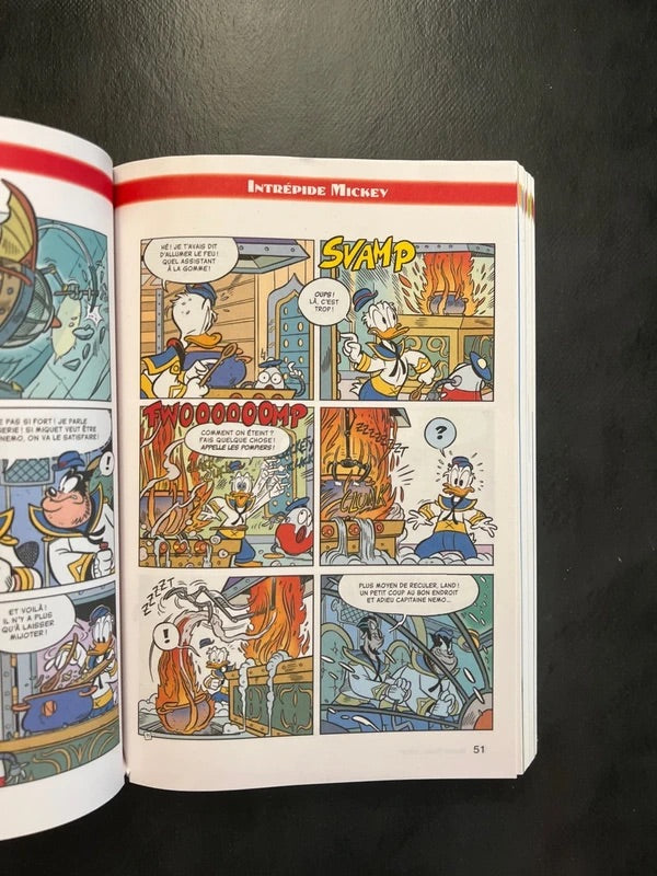 Mickey parade géant - à bord du nautilus