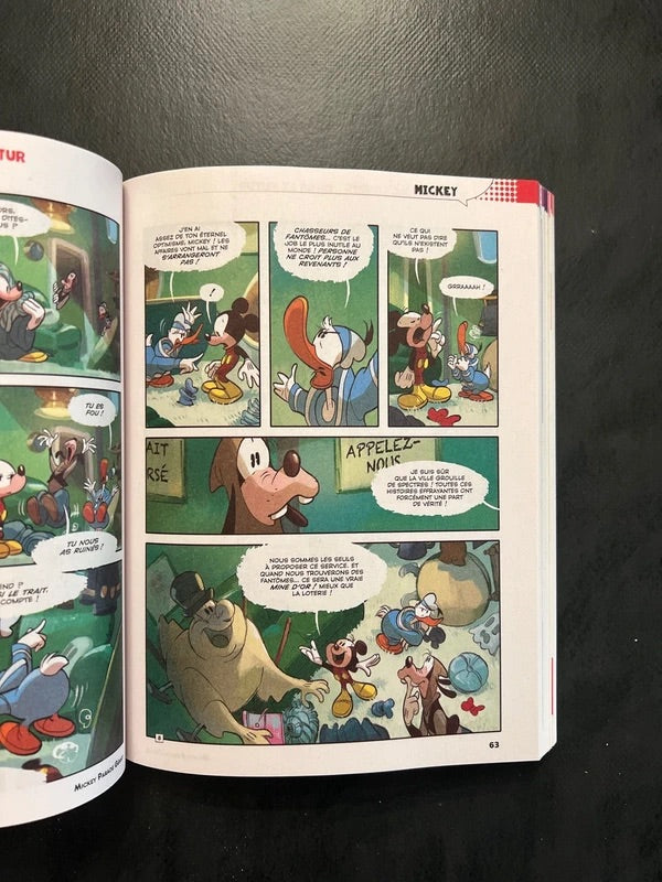 Mickey parade géant - l’été fou de Donald !