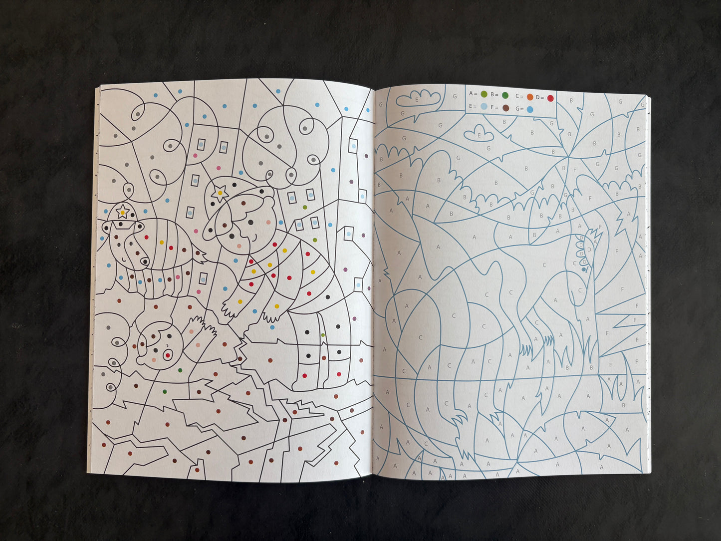 Mes coloriages magiques - les pompiers