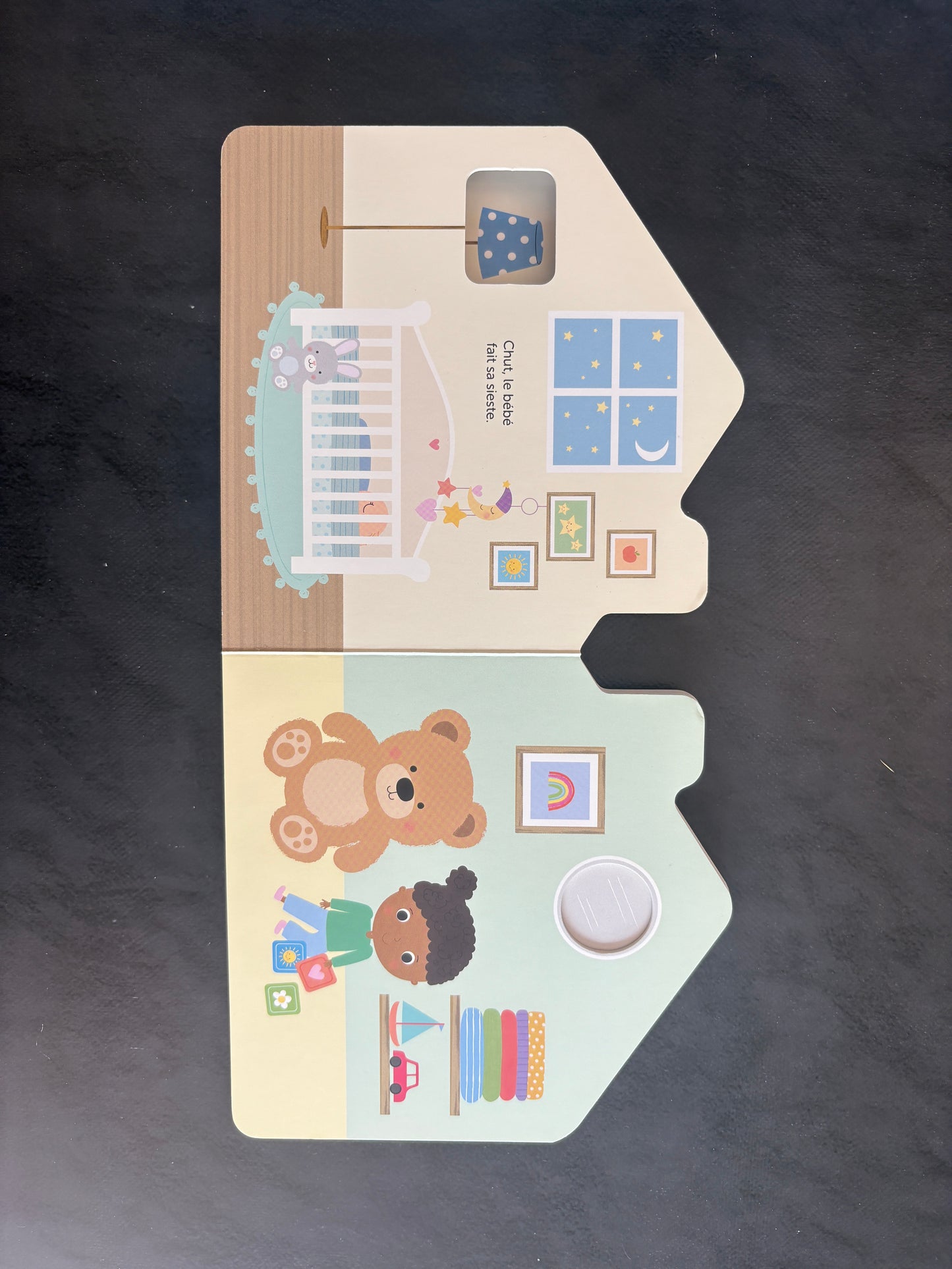 Livre cartonné - bienvenue dans ma maison