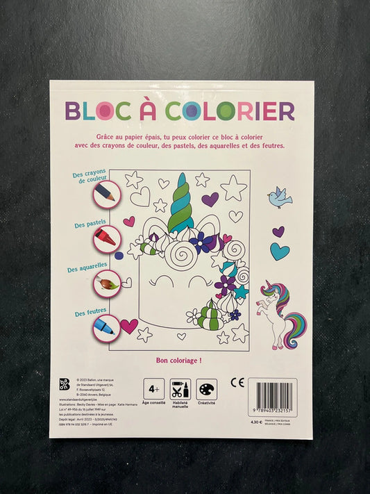 Bloc à colorier - les licornes