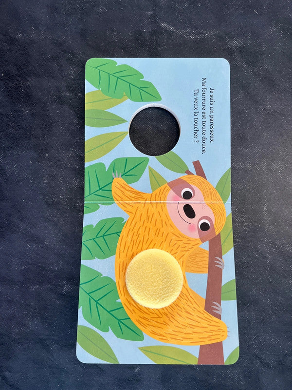 Livre cartonné - autour du monde