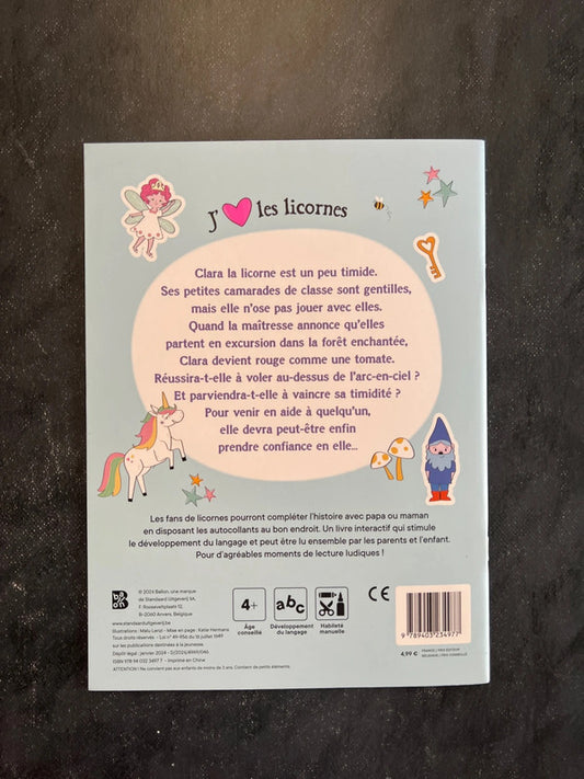 Livre d’autocollants - la licorne timide