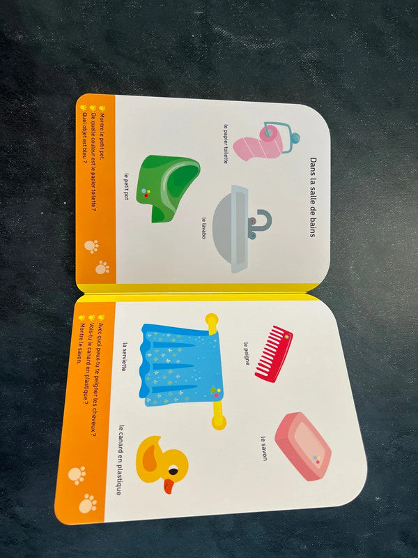 Mes premiers mots - Livre cartonné pour apprendre le vocabulaire (1-3 ans)