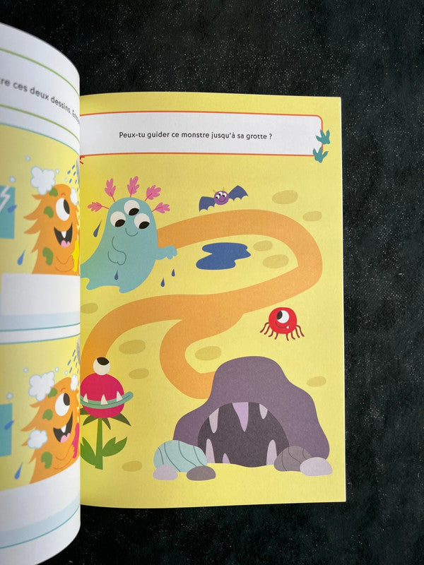 Mes autocollants scintillants - les monstres