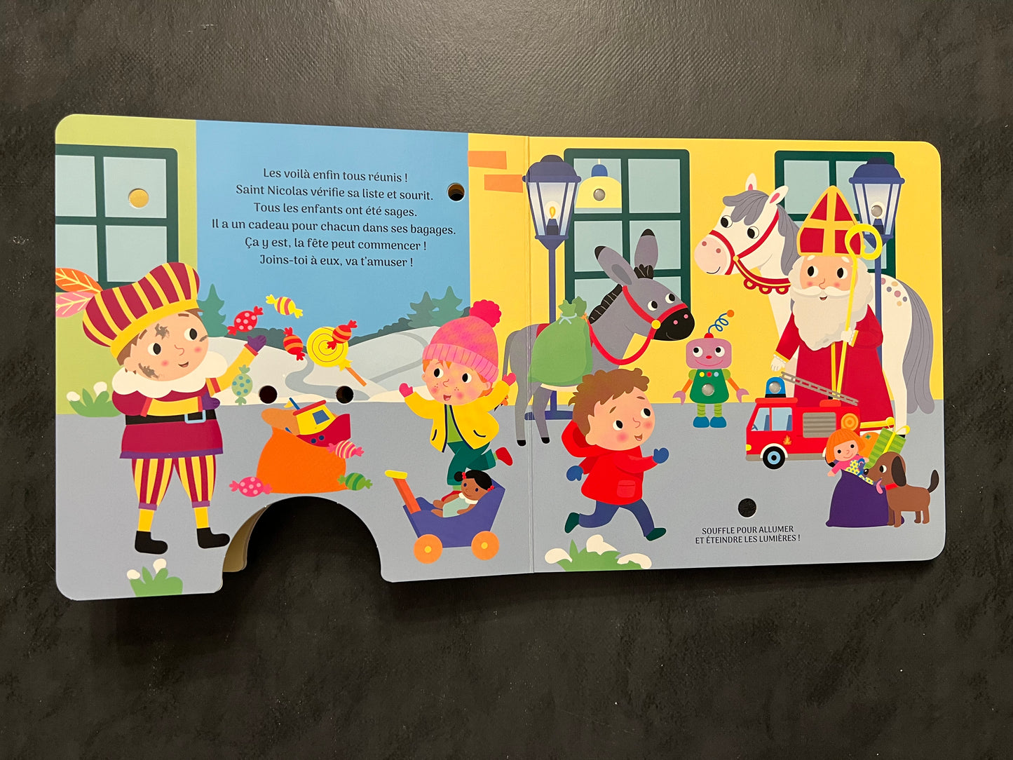 Mon livre à lumières - Saint-nicolas