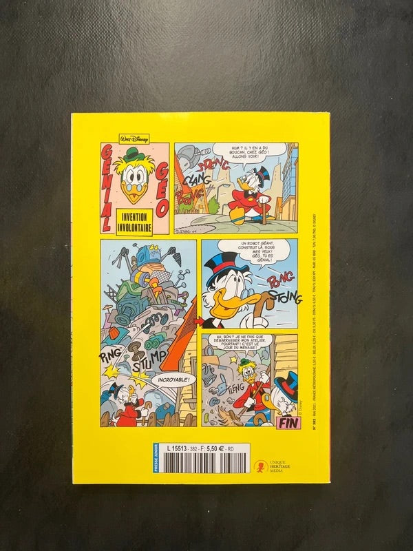 Mickey parade géant - à bord du nautilus