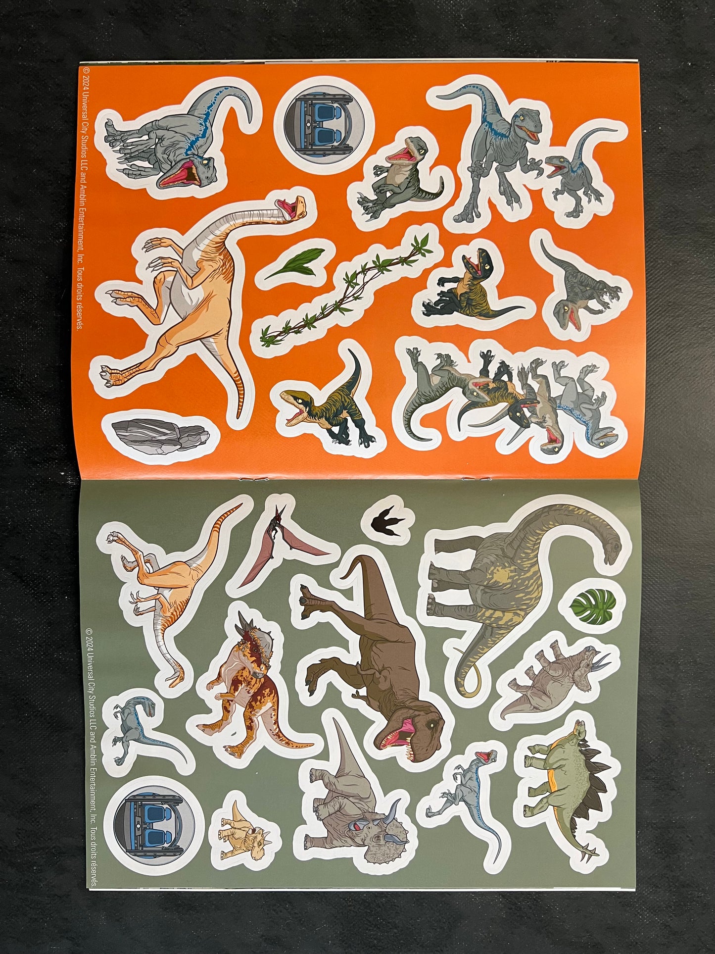 Livre d'autocollants - Jurassic World