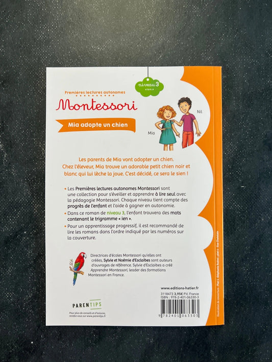 Première lectures autonomes Montessori - mia adopte un chien