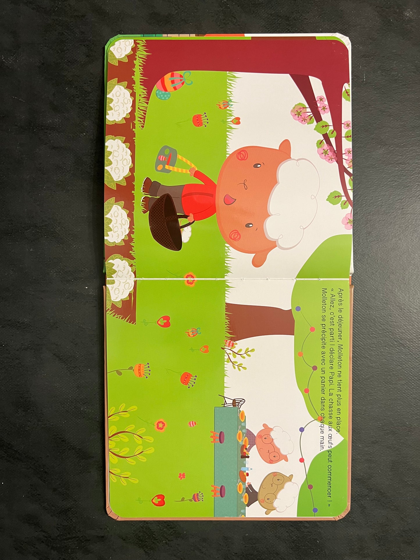 Molleton le mouton fête Pâques