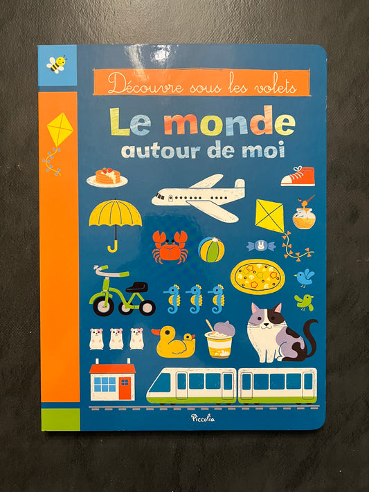 Livre cartonné - le monde autour de moi