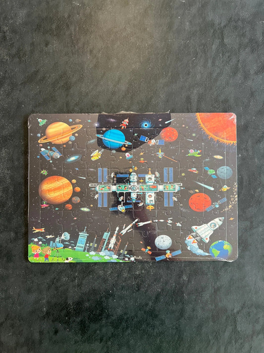 Puzzle - un voyage dans l’espace