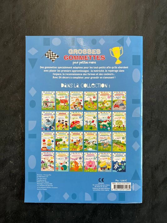 Livre de gommettes - les voitures de course