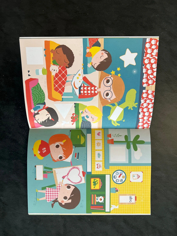 Livre de gommettes - à la maternelle