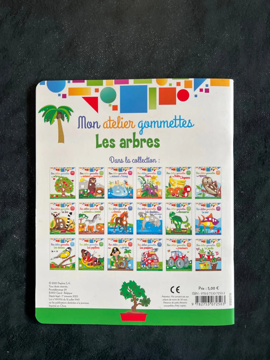 Mon atelier de gommettes - les arbres
