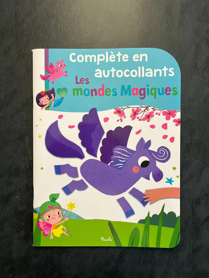 Complète en autocollants - les mondes magiques