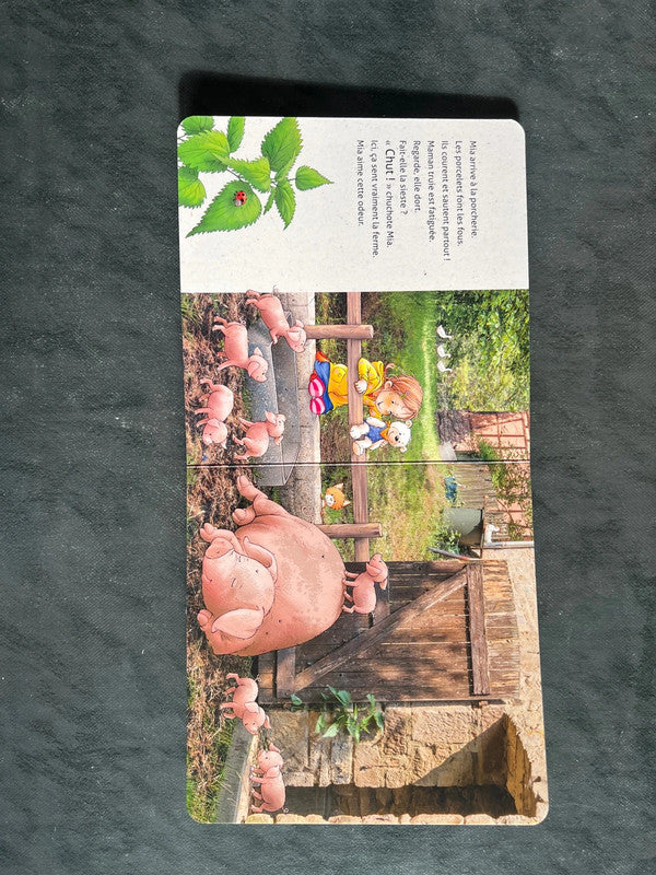 Mia découvre le monde - à la ferme