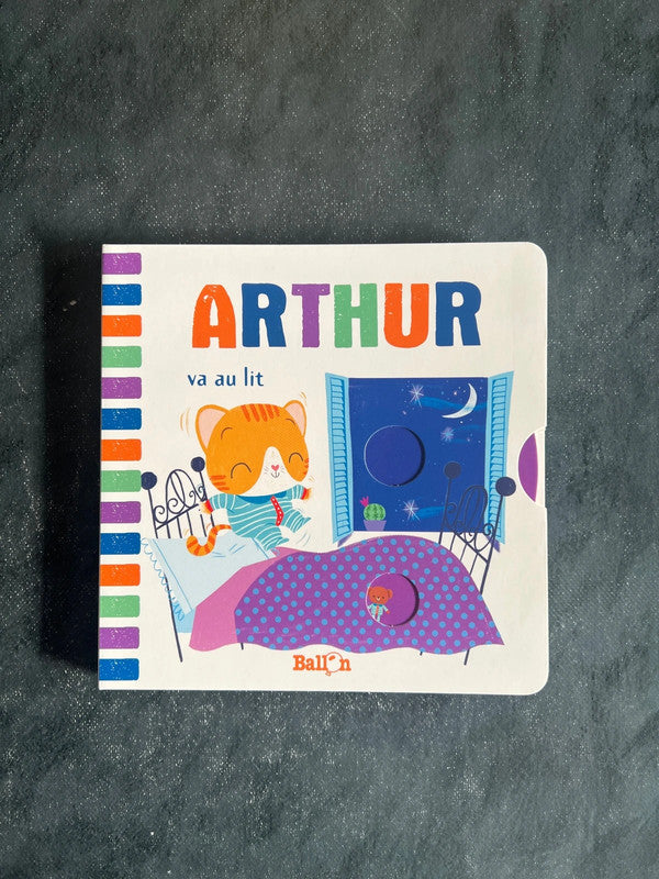Livre cartonné - Arthur va au lit