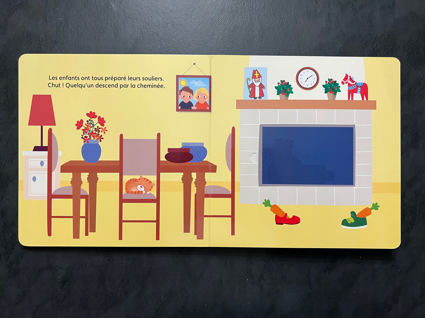 Livre cartonné - coucou ! Saint-Nicolas