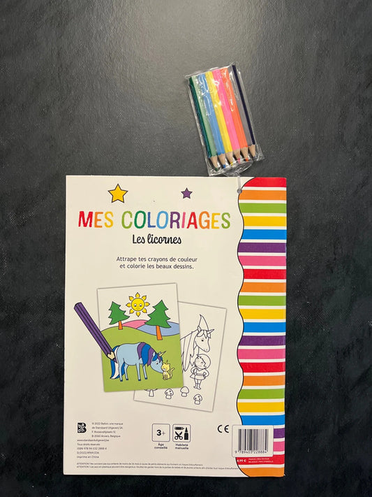 Mes coloriages - les licornes