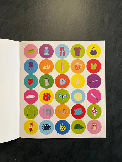 101 choses à trouver et à coller - les princesses