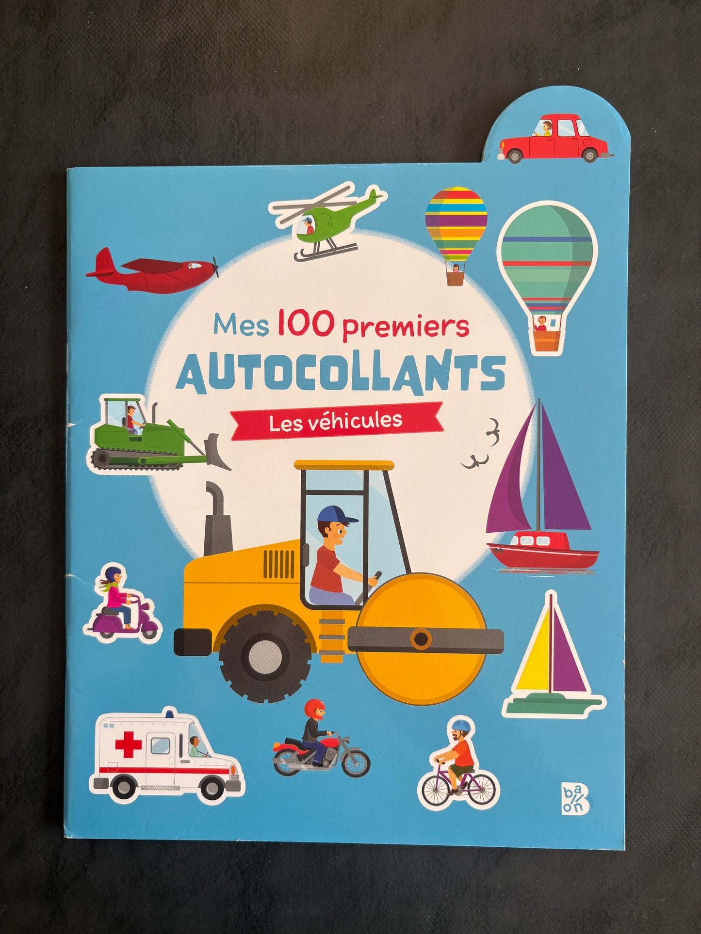 Mes 100 premiers autocollants - les véhicules