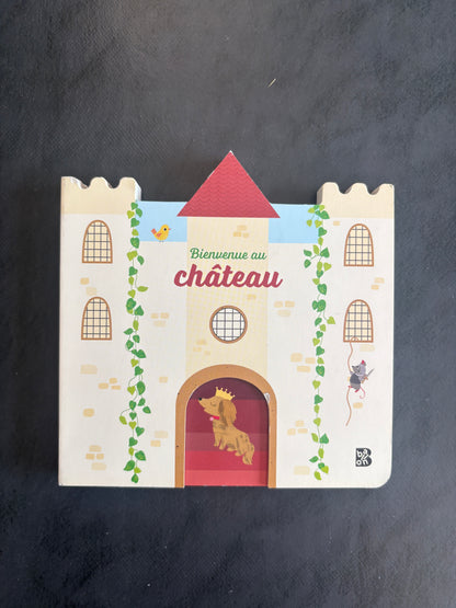 Livre cartonné - bienvenue au château