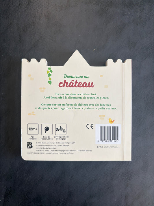 Livre cartonné - bienvenue au château