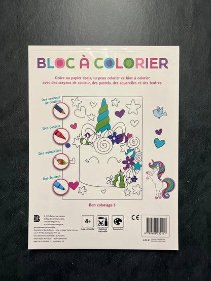 Bloc à colorier - les licornes