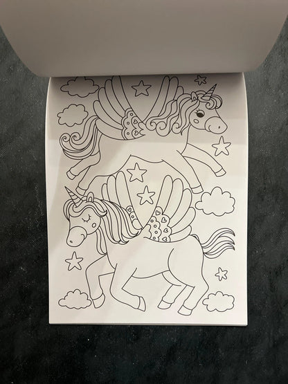 Bloc à colorier - les licornes