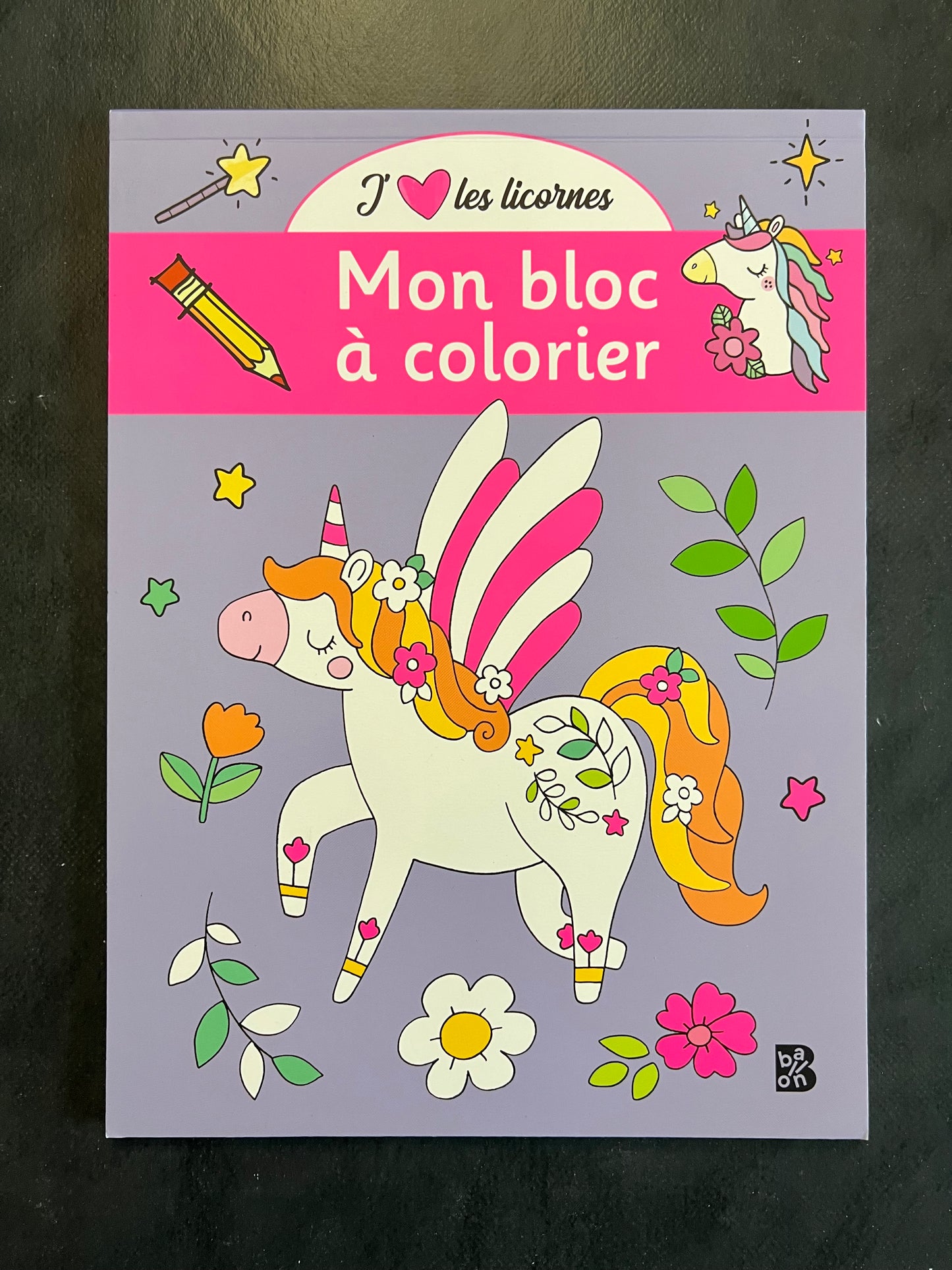 Mon bloc à colorier - j'aime les licornes