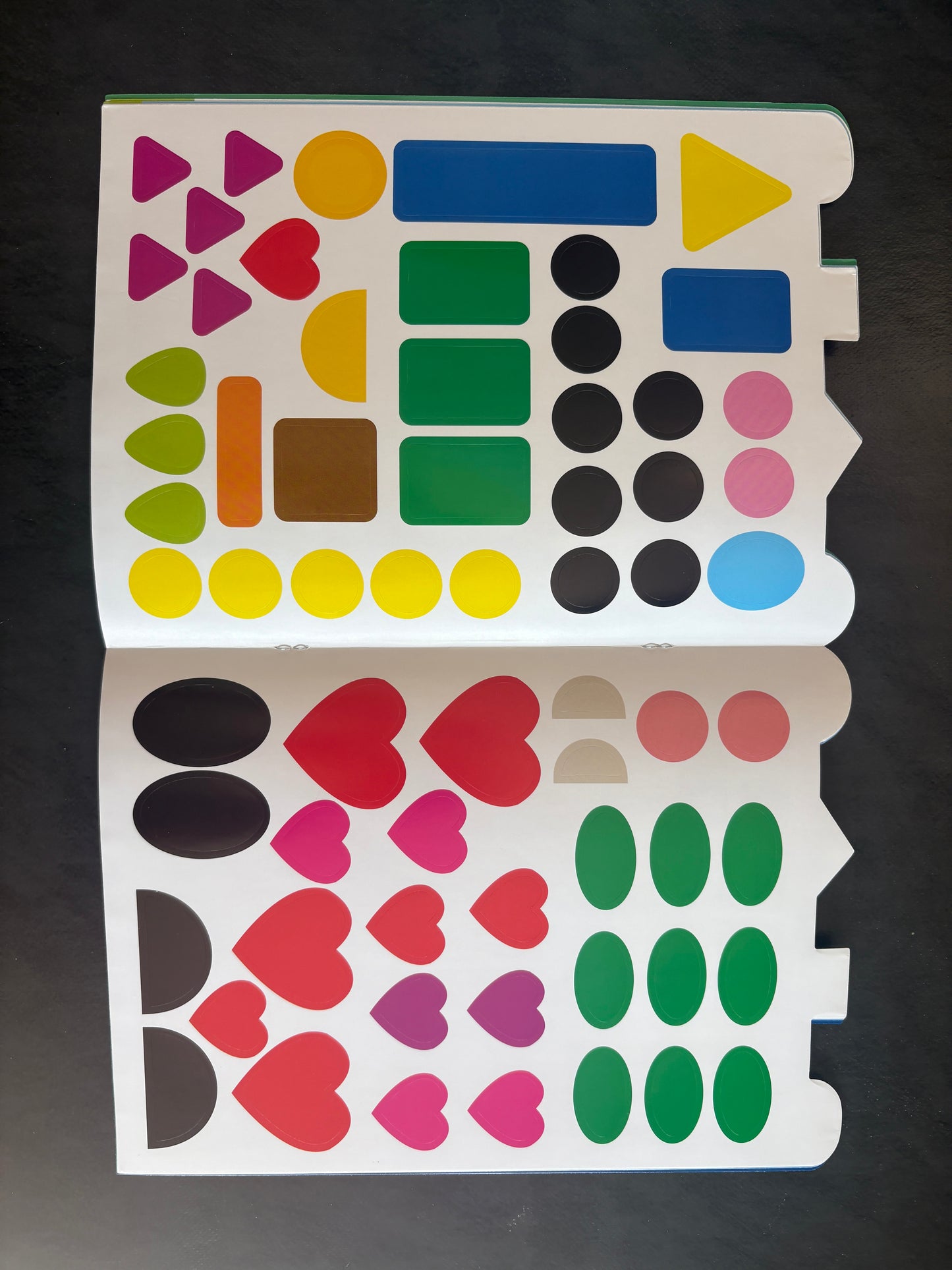 Gommettes en folie - princesses