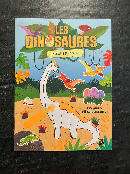 Je colorie et je colle - les dinosaures