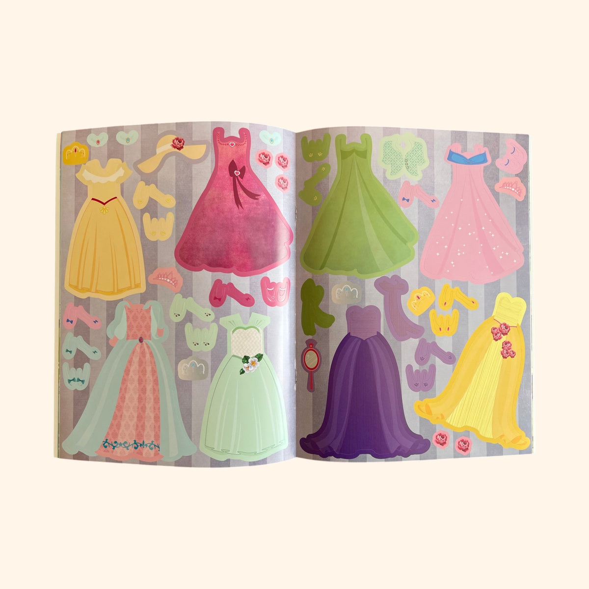Fashionistas - Les Princesses - Album Mode pour Filles 7-10 ans