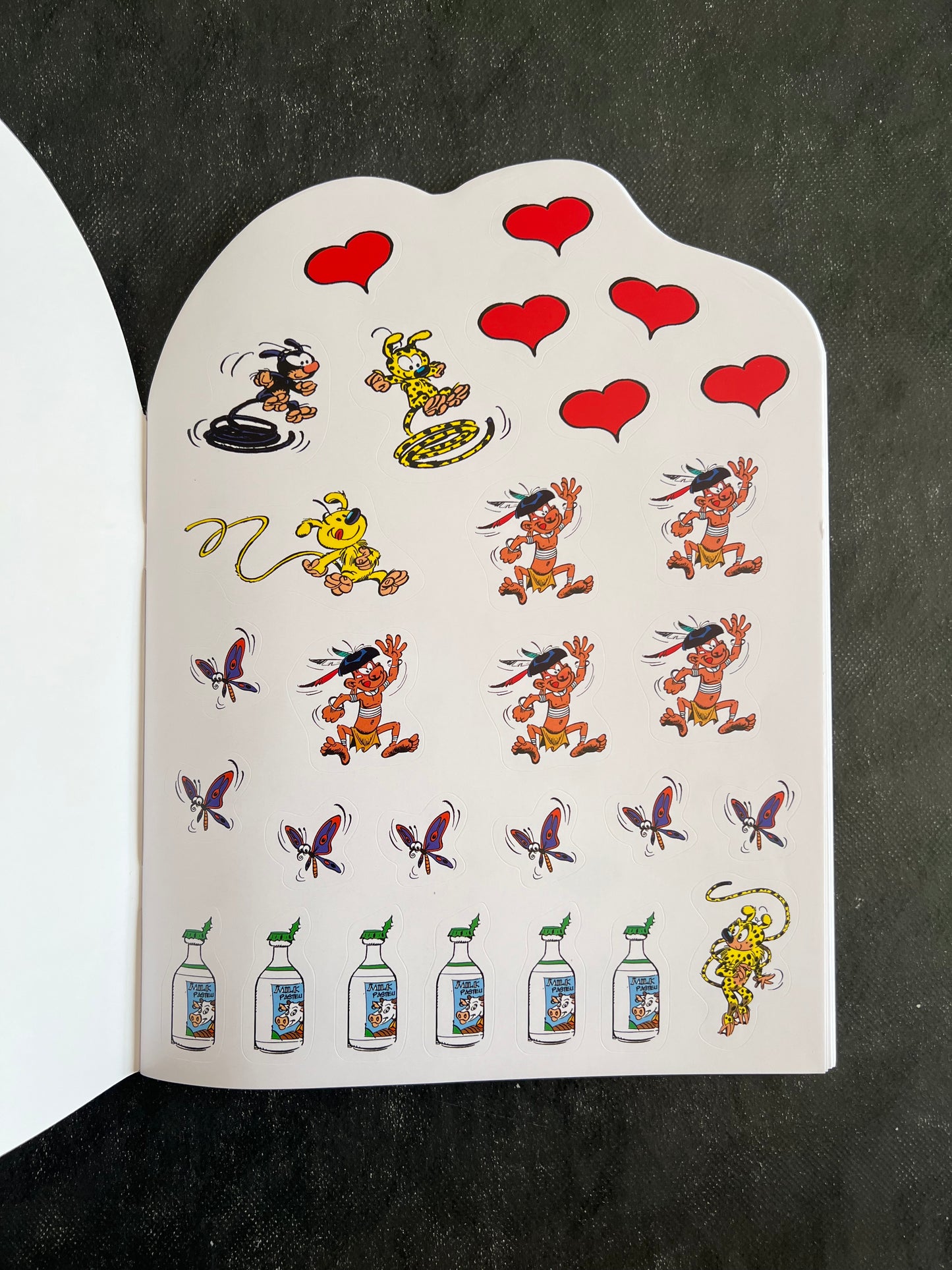 Livre de jeux - Marsupilami rose